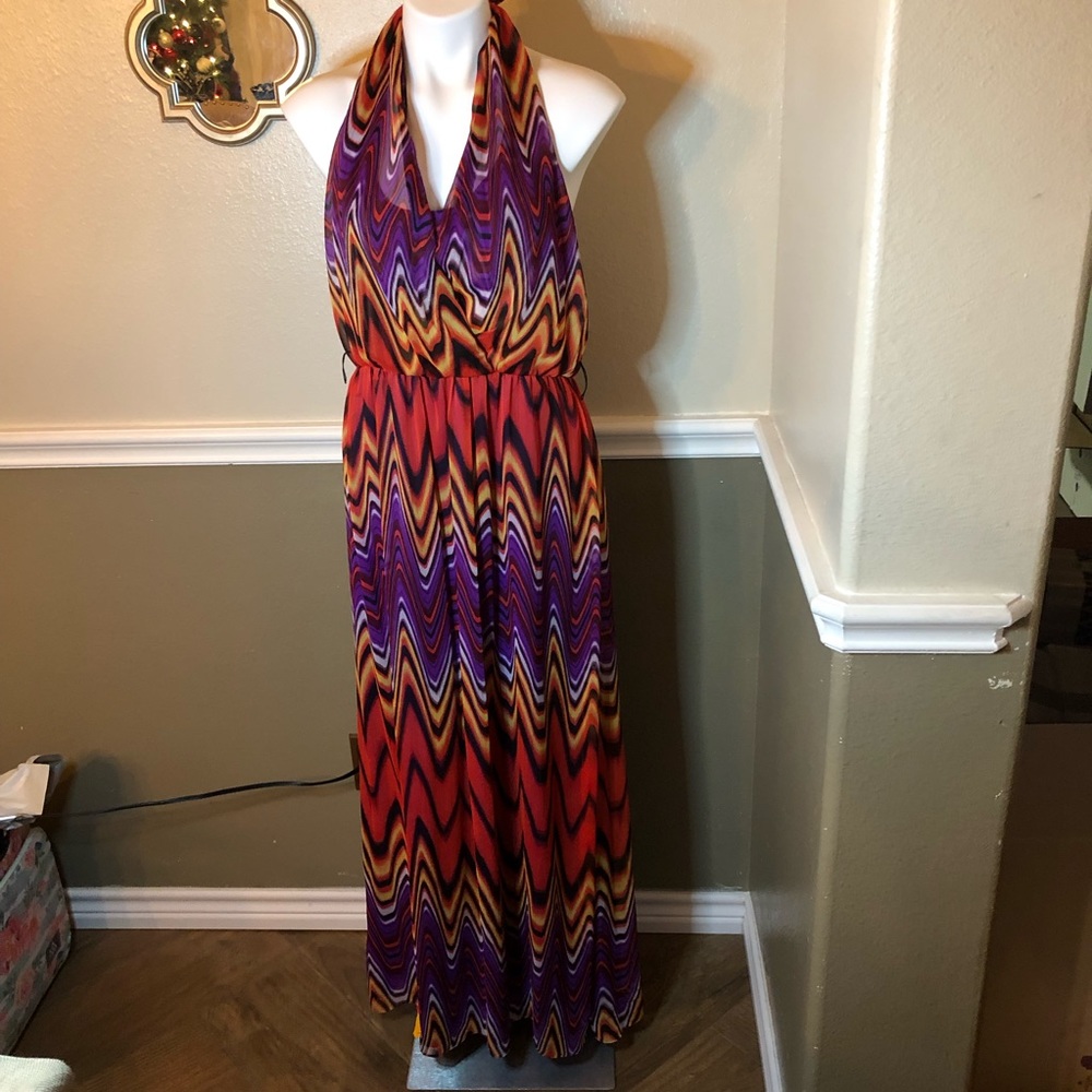 B. Smart Maxi haltered dress